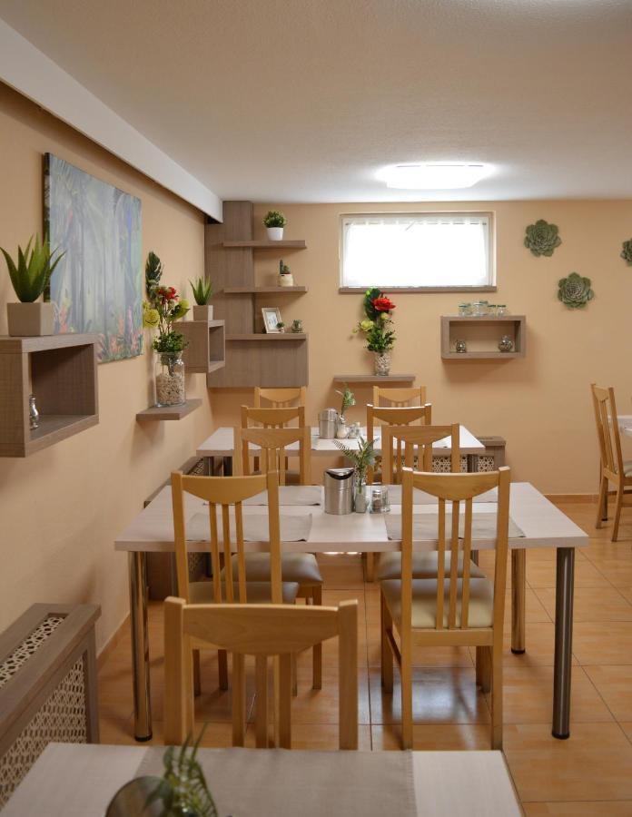 Bed and Breakfast Alfred Panzio Budapest Exterior foto