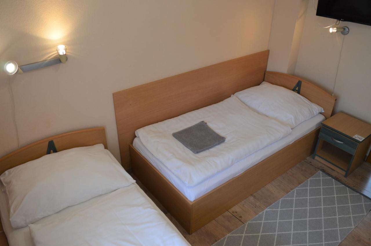 Bed and Breakfast Alfred Panzio Budapest Exterior foto