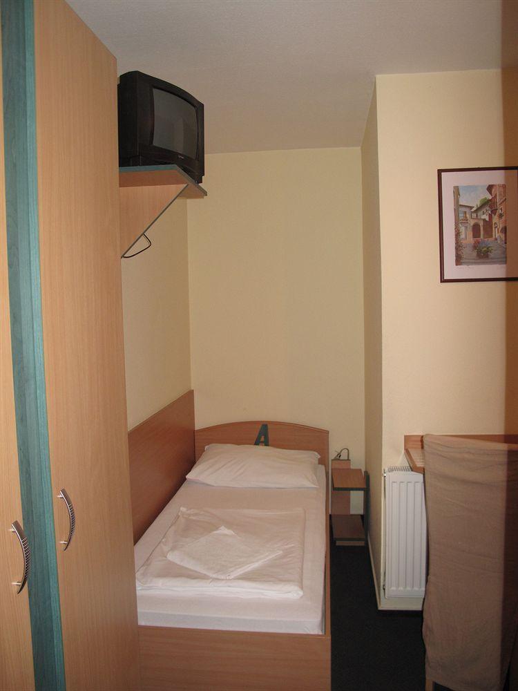 Bed and Breakfast Alfred Panzio Budapest Exterior foto