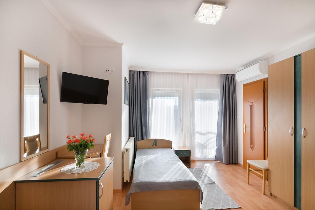 Bed and Breakfast Alfred Panzio Budapest Exterior foto