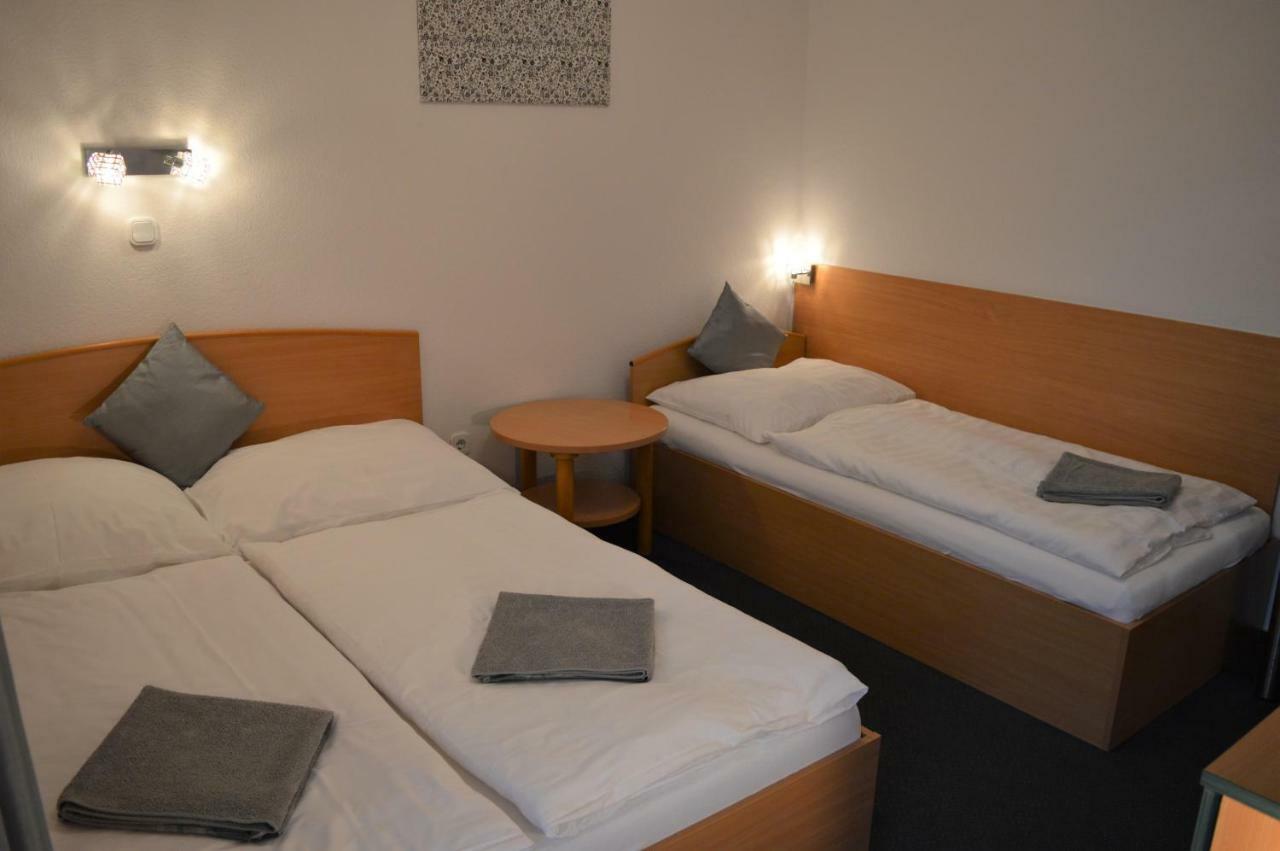 Bed and Breakfast Alfred Panzio Budapest Exterior foto